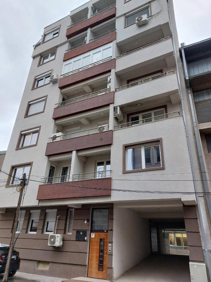 Cozy Apartment In The City Center Skopje Exterior foto